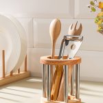 جاقاشقی ایستاده رابروود