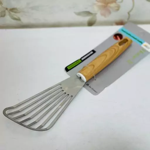 کفگير شياردار و کتلت برگردان دسته چوبي z11