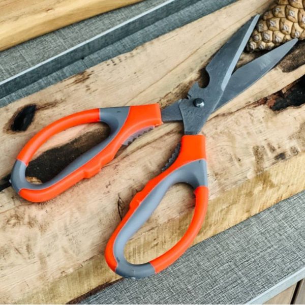 قيچي مرغ و آشپزخانه چند منظوره