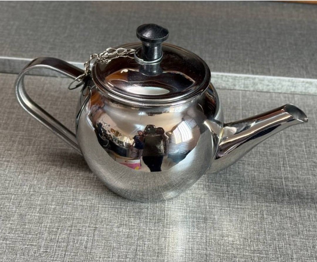 قوری استیل نیم لیتری دسته بغل