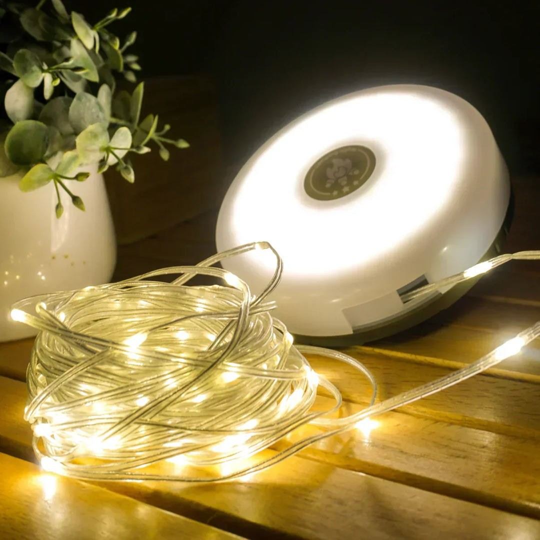 a88198eccf99233e3b9b5855af0eaca8 چراغ کمپ و ریسه 8 متری خورشیدی ریموت دار Y17 - Image 1