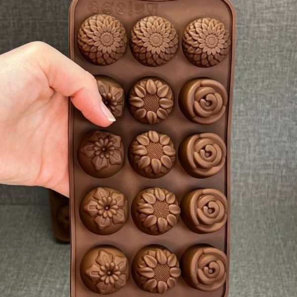 قالب شکلات سيليکونی D104