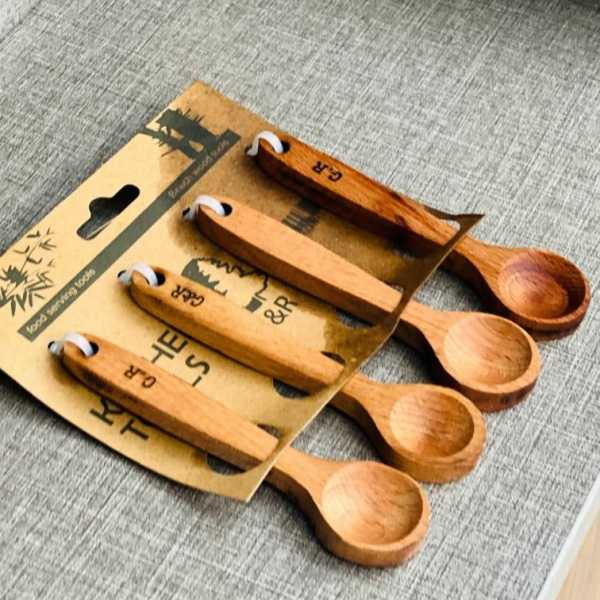 قاشق ادويه چوبي 4 عددي گود