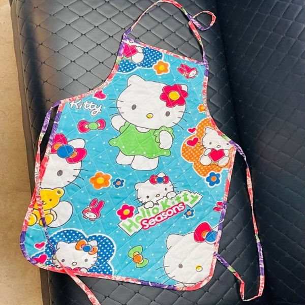 پيش بند عروسکی